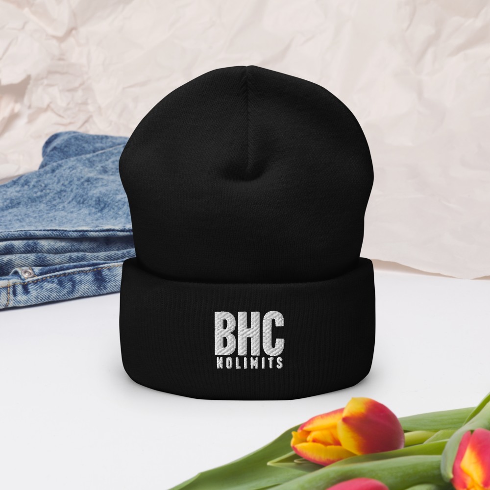 BHC x NOLIMITS 刺繍ニットキャップ 折り込み付き【配送拠点により送料変動】