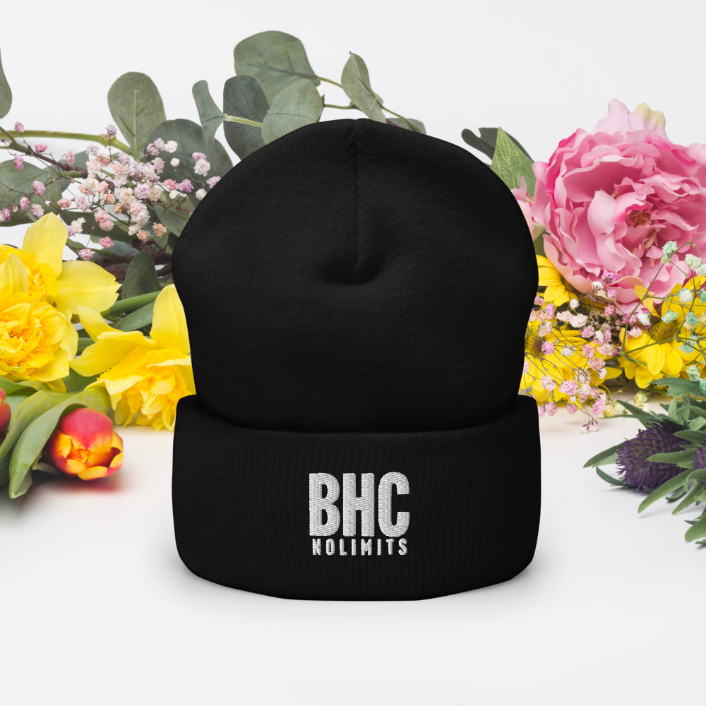 BHC x NOLIMITS 刺繍ニットキャップ 折り込み付き【配送拠点により送料変動】